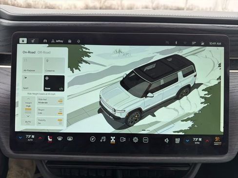 Used 2024 Rivian R1S Adventure image 43