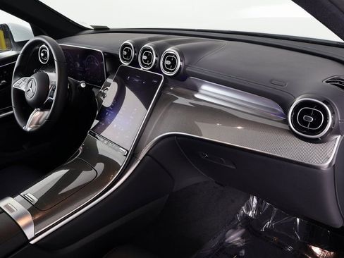 Certified 2024 Mercedes-Benz GLC 300 4MATIC image 9