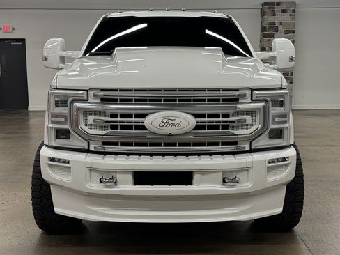 Used 2020 Ford F350 Platinum AWD/4WD image 2