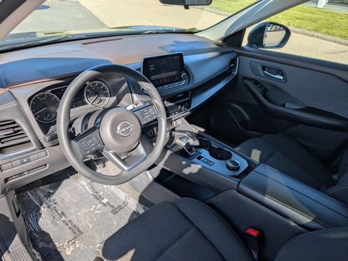 Used 2023 Nissan Rogue SV AWD/4WD image 18