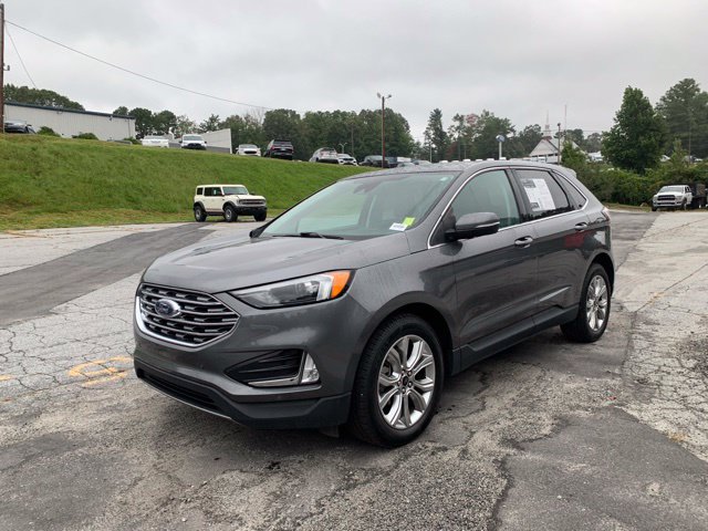 Certified 2024 Ford Edge Titanium AWD/4WD image 4