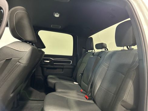 Used 2024 RAM 2500 Big Horn w/ Night Edition AWD/4WD image 32