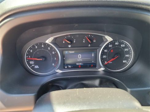 Used 2022 GMC Acadia SLE image 25