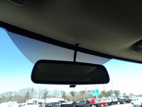 Used 2024 GMC Savana 2500 w/ Driver Convenience Package image 23