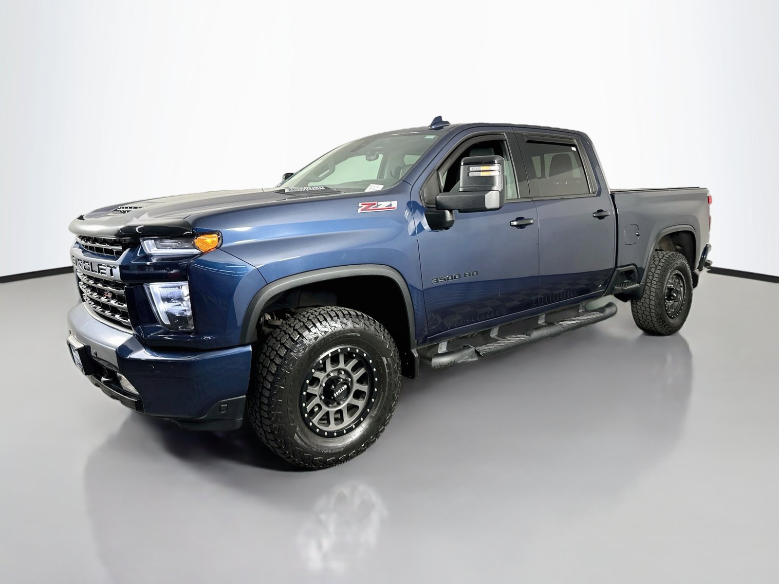 Used 2021 Chevrolet Silverado 3500 LTZ w/ LTZ Plus Package AWD/4WD image 3