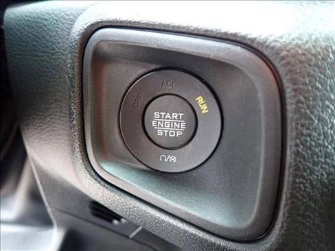 New 2025 Jeep Gladiator Sport AWD/4WD image 23