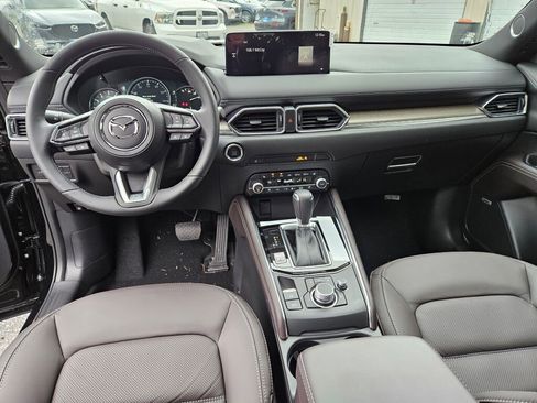 New 2025 MAZDA CX-5 Signature image 16