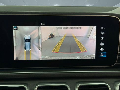 Used 2023 Mercedes-Benz GLE 350 4MATIC image 30