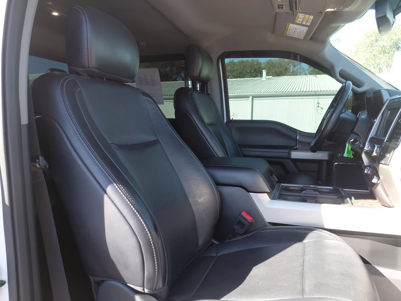 Used 2019 Ford F350 Lariat w/ Lariat Value Package AWD/4WD image 34