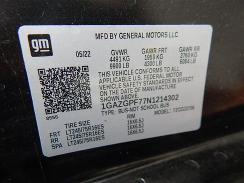 Used 2022 Chevrolet Express 3500 LT w/ LT Preferred Equipment Group RWD image 20