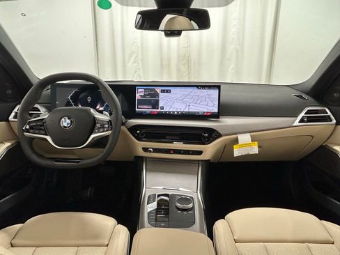 Used 2026 BMW 330i xDrive Sedan w/ Premium Package AWD/4WD image 9