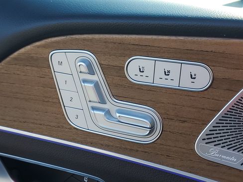 Used 2023 Mercedes-Benz GLS 450 4MATIC image 21