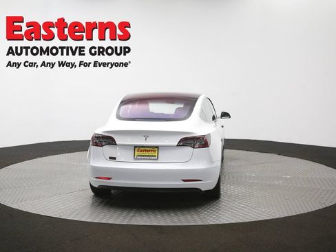 Used 2018 Tesla Model 3 Long Range RWD image 33