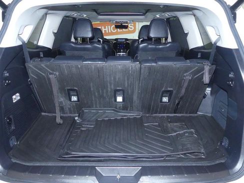 Used 2021 Subaru Ascent Limited w/ Technology Package AWD/4WD image 31