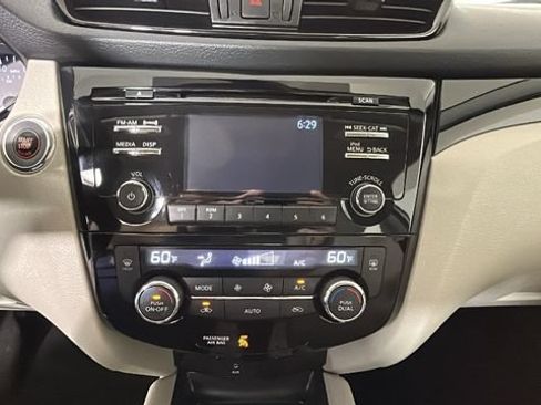 Used 2018 Nissan Rogue Sport SV w/ SV All-Weather Package FWD image 23