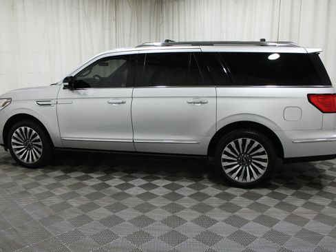 Used 2019 Lincoln Navigator L Reserve w/ Cargo Package AWD/4WD image 39