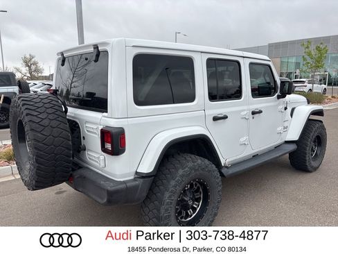 Used 2019 Jeep Wrangler Unlimited Sahara AWD/4WD image 3