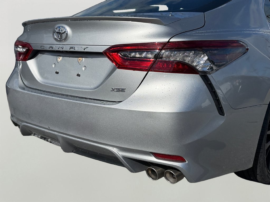 Used 2023 Toyota Camry XSE FWD image 10