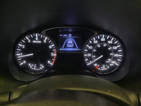 Used 2017 Nissan Pathfinder S AWD/4WD image 23