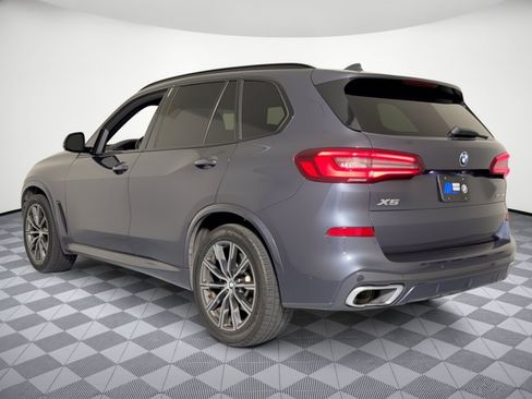 Used 2022 BMW X5 xDrive40i w/ M Sport Package AWD/4WD image 3