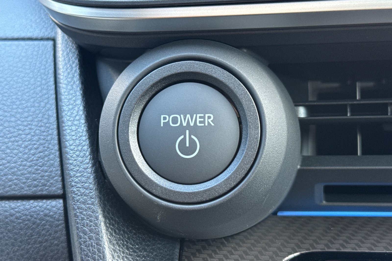New 2027 Toyota Prius XLE FWD image 26
