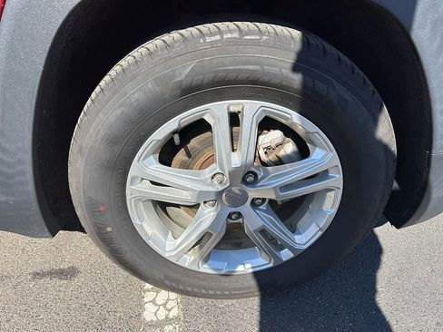 Used 2018 GMC Terrain SLE image 9