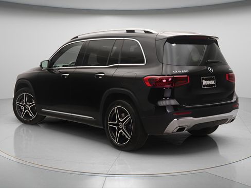 New 2026 Mercedes-Benz GLB 250 4MATIC image 2