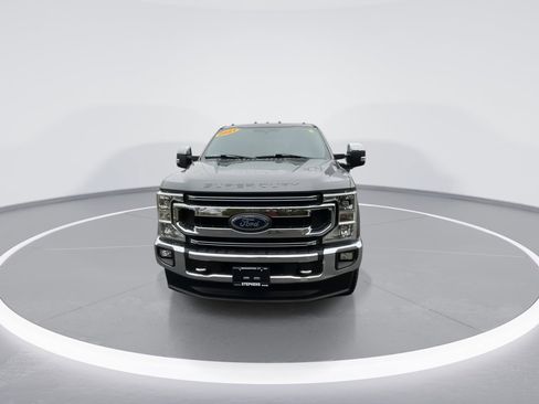 Used 2021 Ford F250 XLT w/ XLT Premium Package image 3