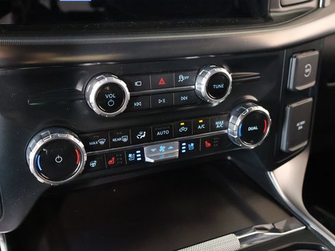 Used 2025 Ford F150 Platinum w/ FX4 Off-Road Package AWD/4WD image 8