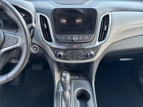 Used 2018 Chevrolet Equinox Premier AWD/4WD image 14