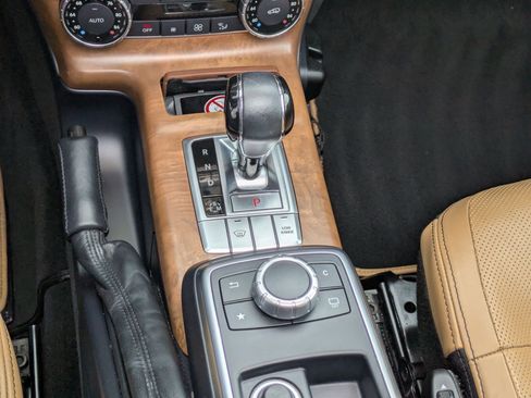 Used 2018 Mercedes-Benz G 550 image 24