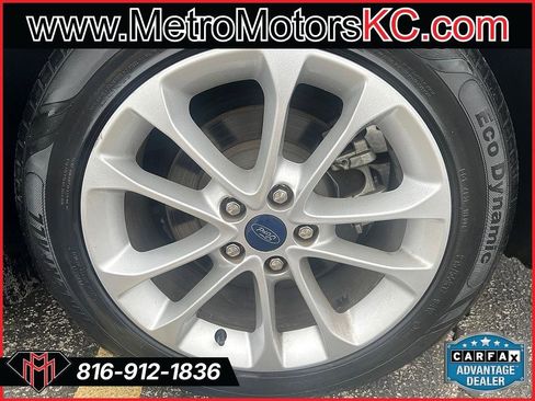 Used 2020 Ford Fusion SE image 11