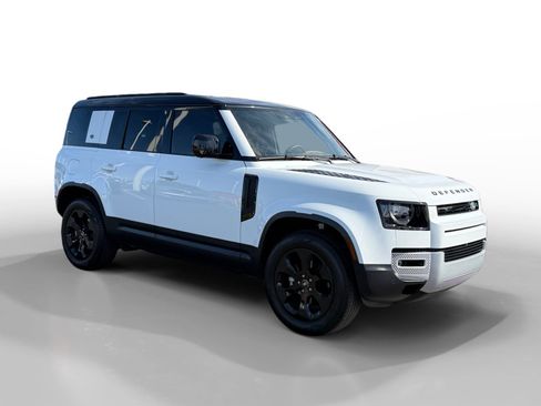 Used 2024 Land Rover Defender 110 S AWD/4WD image 7