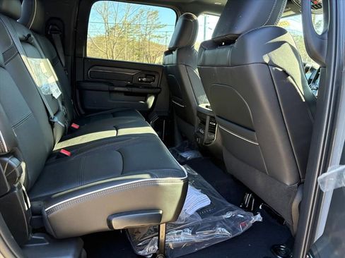 New 2026 RAM 2500 Limited AWD/4WD image 19