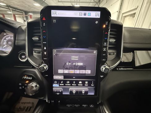 New 2026 RAM 1500 Laramie AWD/4WD image 27