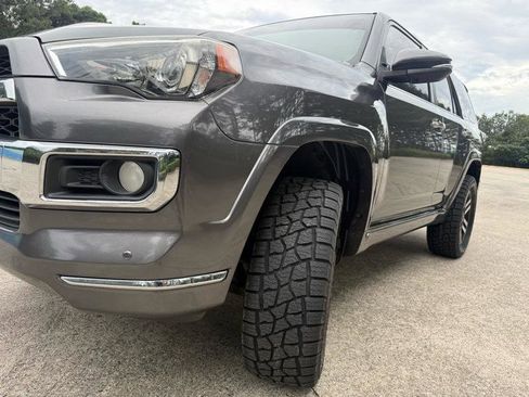 Used 2016 Toyota 4Runner Limited AWD/4WD image 17