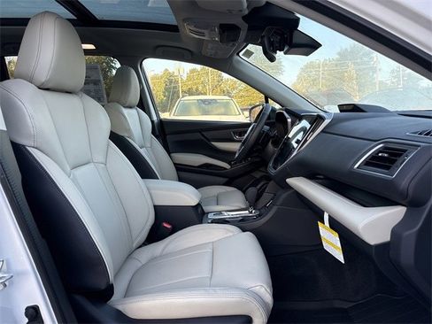 New 2025 Subaru Ascent Limited image 22