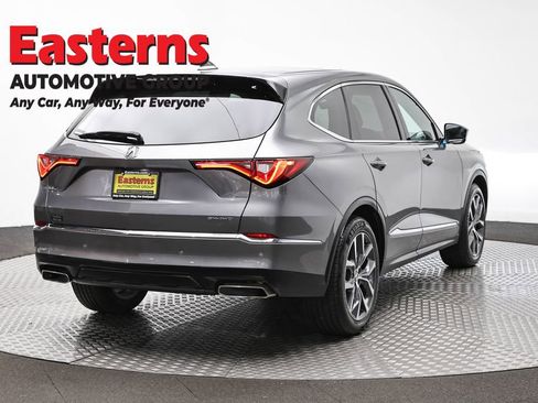 Used 2023 Acura MDX SH-AWD w/ Technology Package image 5