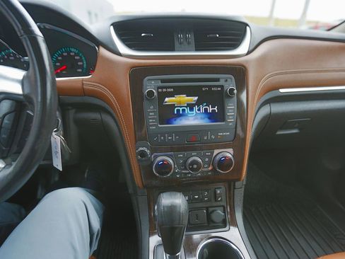 Used 2016 Chevrolet Traverse LTZ image 8