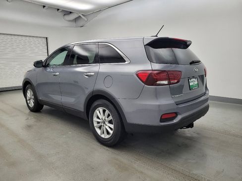Used 2020 Kia Sorento AWD V6 image 3