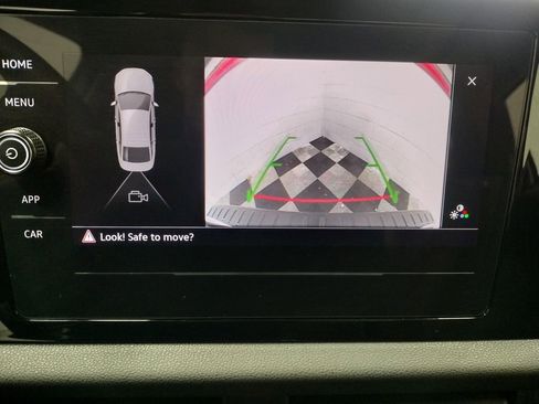 Used 2025 Volkswagen Jetta S image 10