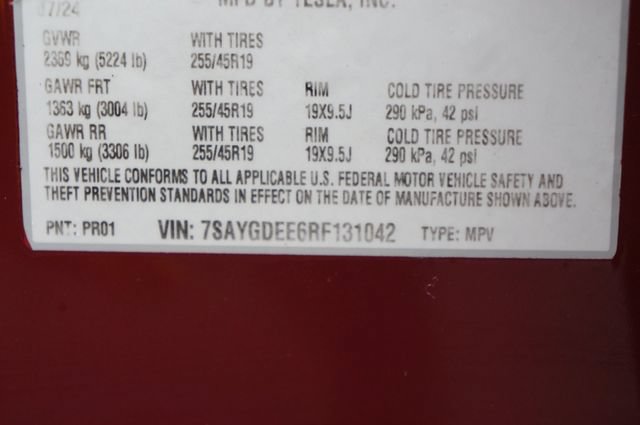 Used 2024 Tesla Model Y Long Range AWD/4WD image 38