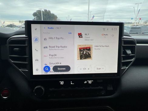 Used 2022 Toyota Tundra Limited image 25