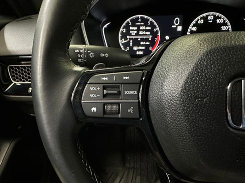 Used 2025 Honda Civic Sport image 10