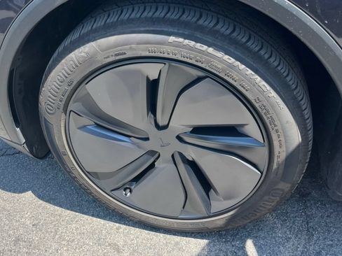 Used 2026 Tesla Model Y Long Range AWD/4WD image 29