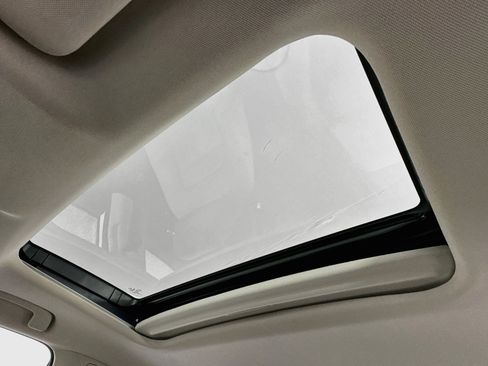 Certified 2024 Honda Civic EX image 21