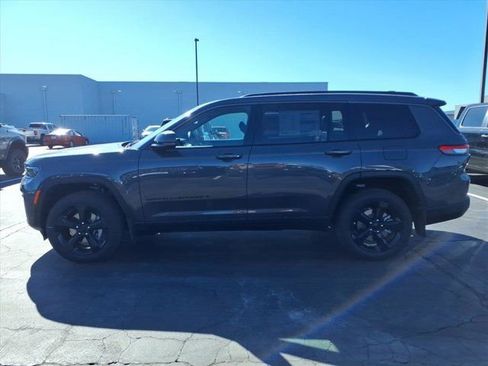 New 2026 Jeep Grand Cherokee L Limited w/ Limited Altitude Package image 3