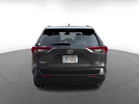 Used 2025 Toyota RAV4 XLE image 12