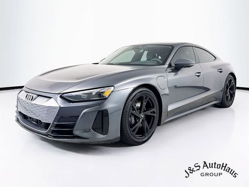Used 2022 Audi e-tron GT Premium Plus image 3