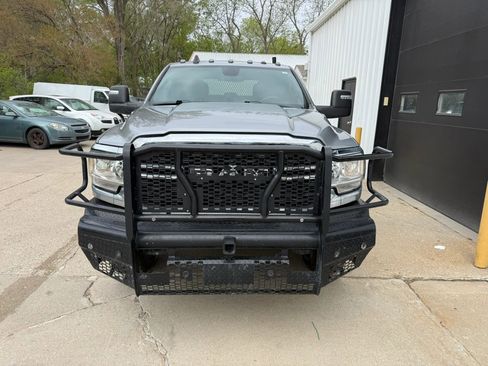 Used 2023 RAM 2500 Big Horn w/ Level 1 Equipment Group AWD/4WD image 3